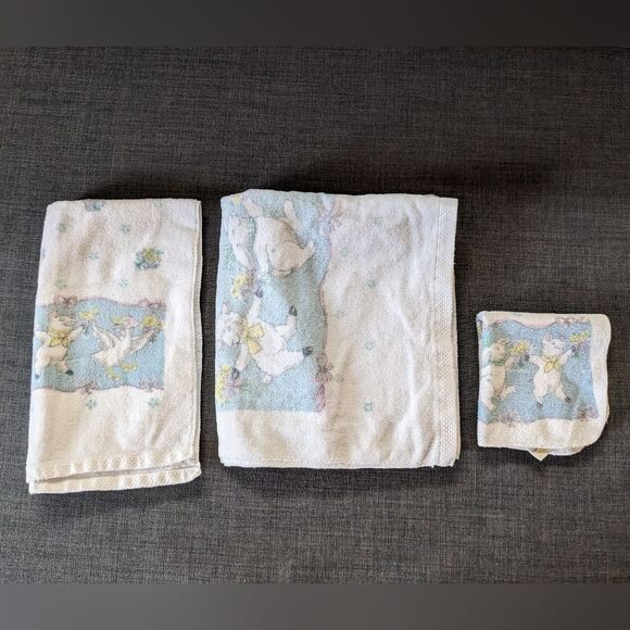 Vintage Imperial Sheep Bunny Pig Bath Towel Set - Picture 1 of 13